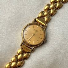 Load image into Gallery viewer, VINTAGE SEIKO WATCH
