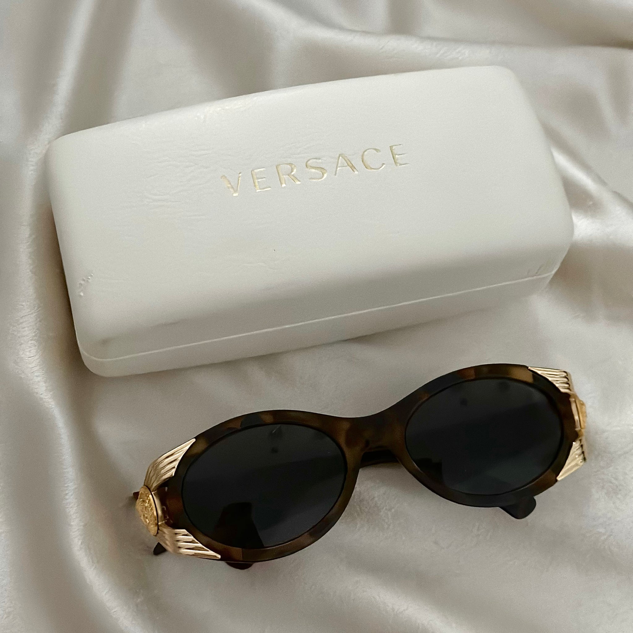 Vintage Versace sunglasses.new in the box Versace 724/1 Col 359 – Vintage Frames Company main image 3