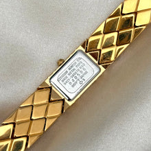 Load image into Gallery viewer, VINTAGE CITIZEN DIAMOND MOTHER-OF-PEARL WATCH
