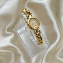 Load image into Gallery viewer, VINTAGE SEIKO DIAMOND DAINTY WATCH
