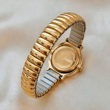 Load image into Gallery viewer, VINTAGE GUCCI WATCH
