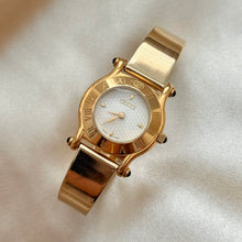 Load image into Gallery viewer, VINTAGE GUCCI WATCH
