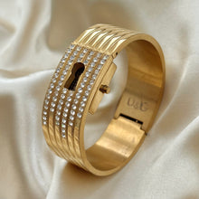 Load image into Gallery viewer, VINTAGE DOLCE &amp; GABANNA DIAMOND HIDDEN WATCH
