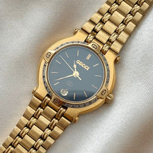 Load image into Gallery viewer, VINTAGE GUCCI DIAMOND WATCH
