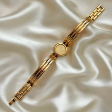 Load image into Gallery viewer, VINTAGE SEIKO DAINTY WATCH

