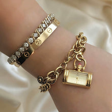 Load image into Gallery viewer, VINTAGE SEIKO DAINTY BRACELET WATCH
