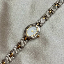 Load image into Gallery viewer, VINTAGE BULOVA TWO-TONE WATCH
