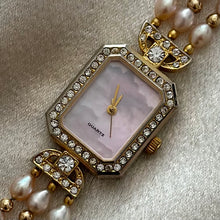 Load image into Gallery viewer, VINTAGE PEARL WATCH
