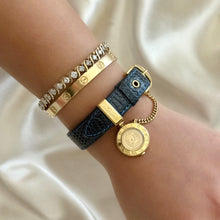 Load image into Gallery viewer, VINTAGE SEIKO BLUE LEATHER WATCH
