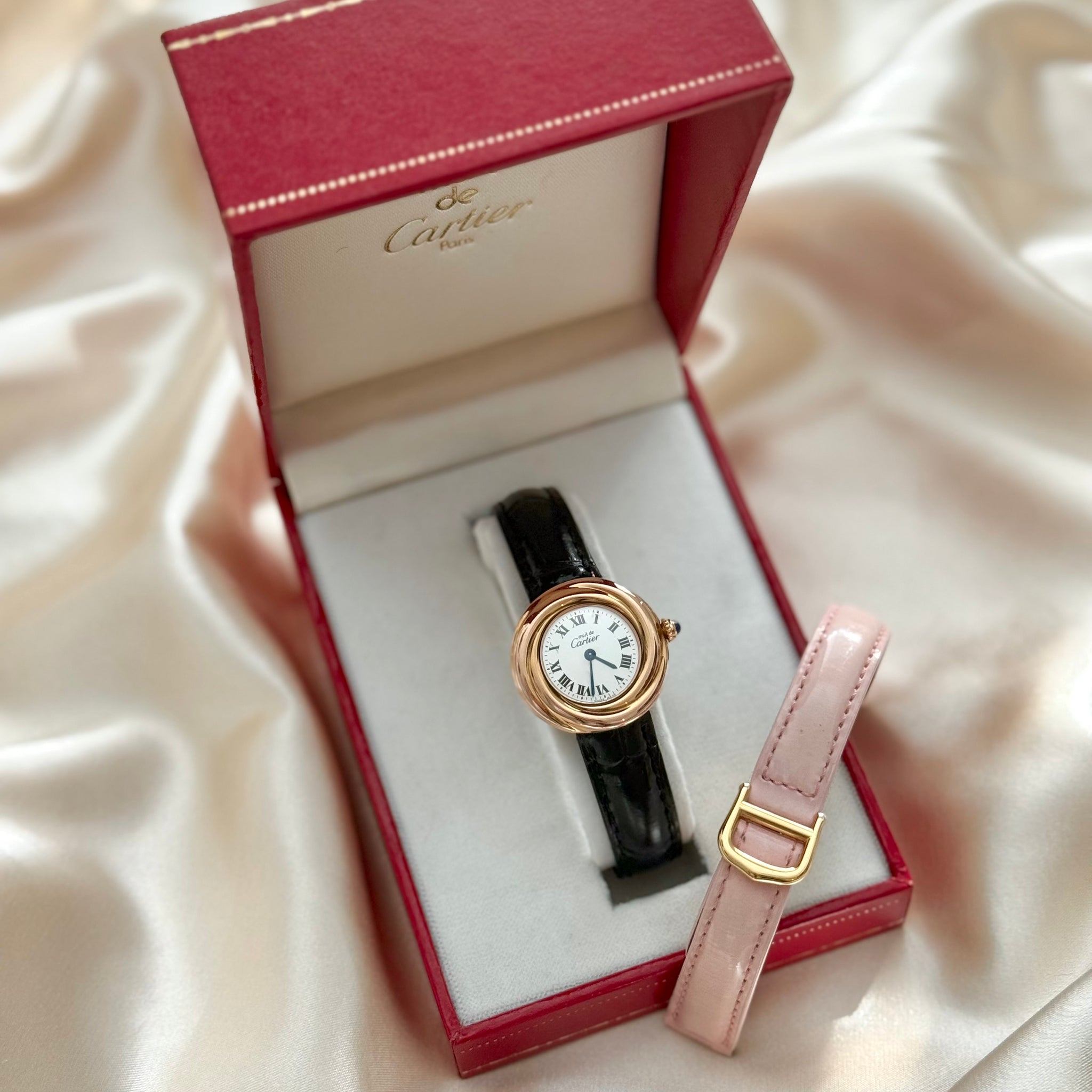 AUTHENTIC VINTAGE CARTIER BLACK LEATHER WATCH - WITH BOX Vintage Must de Cartier Vendome Quartz, “Onyx” Style Black  main image 2