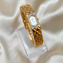 Load image into Gallery viewer, VINTAGE CITIZEN DIAMOND MOTHER-OF-PEARL WATCH

