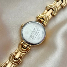 Load image into Gallery viewer, VINTAGE CITIZEN MOTHER-OF-PEARL WATCH

