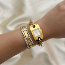 Load image into Gallery viewer, VINTAGE GUCCI CHAIN WATCH
