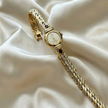 Load image into Gallery viewer, VINTAGE SEIKO DAINTY GARNET WATCH
