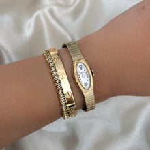 Load image into Gallery viewer, VINTAGE WITTNAUER DIAMOND DAINTY WATCH
