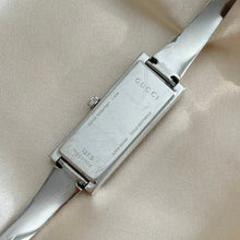 Load image into Gallery viewer, VINTAGE GUCCI DAINTY SILVER WATCH

