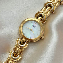 Load image into Gallery viewer, VINTAGE CITIZEN MOTHER-OF-PEARL WATCH
