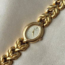 Load image into Gallery viewer, VINTAGE SEIKO MOTHER-OF-PEARL WATCH

