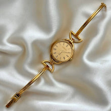 Load image into Gallery viewer, VINTAGE GUCCI WATCH
