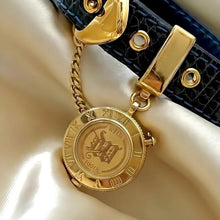 Load image into Gallery viewer, VINTAGE SEIKO BLUE LEATHER WATCH
