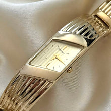 Load image into Gallery viewer, VINTAGE SEIKO WATCH
