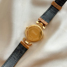Load image into Gallery viewer, VINTAGE CHLOÉ TAN LEATHER WATCH
