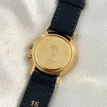 Load image into Gallery viewer, VINTAGE GUCCI BLACK LEATHER WATCH
