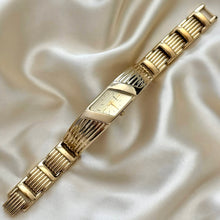 Load image into Gallery viewer, VINTAGE SEIKO WATCH
