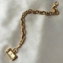 Load image into Gallery viewer, VINTAGE SEIKO DAINTY BRACELET WATCH
