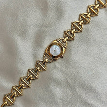 Load image into Gallery viewer, VINTAGE GUCCI MOTHER-OF-PEARL WATCH

