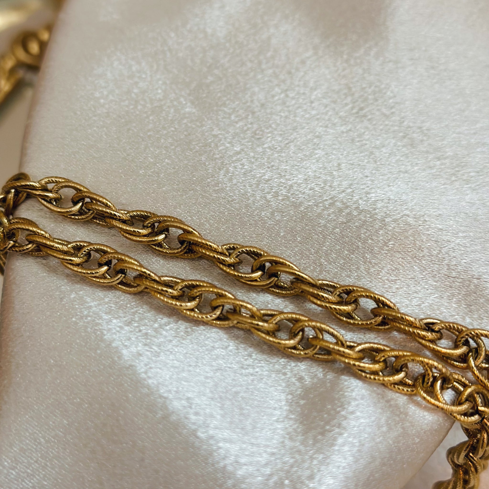 Louis Vuitton Gold Padlock Necklace - Rope Chain